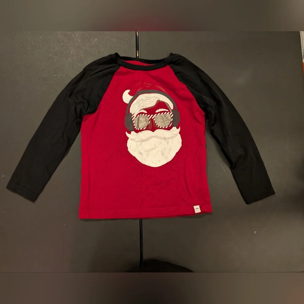 Tommy Bahama Kids Cool Santa Long Sleeve Shirt and Jogger Set in Size XS/4